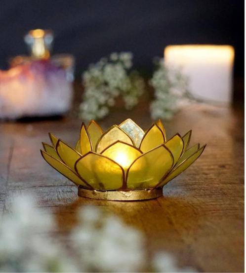 Gele Lotusbloem Theelichthouder, Huis en Inrichting, Woonaccessoires | Kandelaars en Kaarsen, Nieuw, Kandelaar, Minder dan 25 cm
