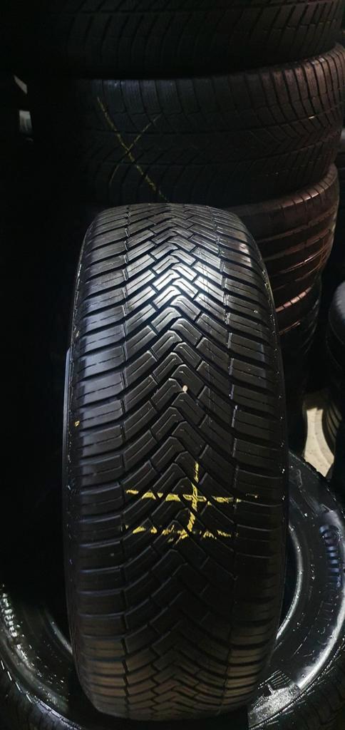 215/60R17 Continental AVEC MONTAGE ET EQUILIBRAG INCLUS, Autos : Pièces & Accessoires, Commande, Utilisé, Enlèvement ou Envoi