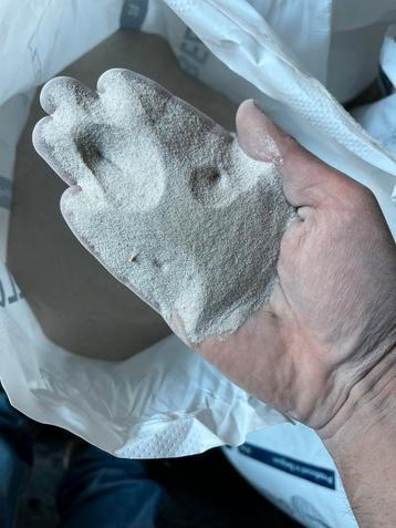 Zand gratis beschikbaar voor biedingen