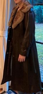 Jeugdige lange jas: leder met pelskraag, Kleding | Dames, Bruin, Maat 42/44 (L), Zo goed als nieuw, Jasje