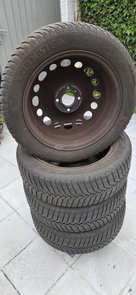 Winterbanden op velg * Vredestein * 195/55 R 16, Auto-onderdelen, Overige Auto-onderdelen, Gebruikt, Ophalen