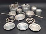 oud blikken 19 delig kookservies, jaren 50, Antiek en Kunst, Ophalen of Verzenden