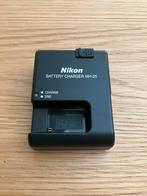 Originele Nikon MH-25 acculader, Audio, Tv en Foto, Fotografie | Accu's en Batterijen, Ophalen, Zo goed als nieuw