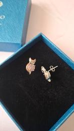 Boucles d'oreilles Fox avec pierre rose, Bijoux, Sacs & Beauté, Enlèvement ou Envoi, Rose, Argent, Neuf