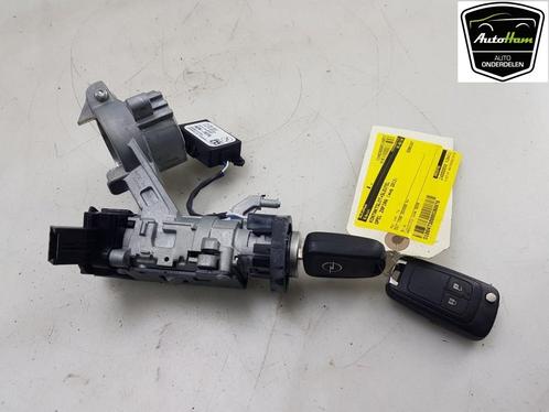 CONTACTSLOT + SLEUTEL Opel Zafira Tourer (P12), Auto-onderdelen, Overige Auto-onderdelen, Opel, Gebruikt