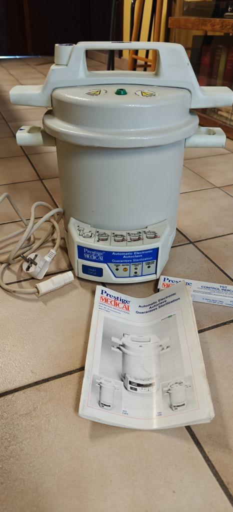 stérilisateur autoclave médical, Zakelijke goederen, Overige Zakelijke goederen, Ophalen