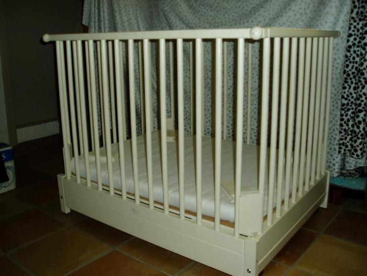 kinderpark merk pericles, Kinderen en Baby's, Babyparken, Gebruikt, Rechthoekig, Wieltjes, Ophalen