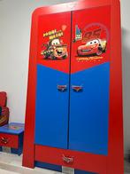 Complete Disney Cars kinderkamer- bed,kast,bureau,nachtkastj, Ophalen, Zo goed als nieuw