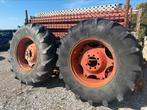 2 jantes montée avec pneus pour tracteur Zetor ., Ophalen