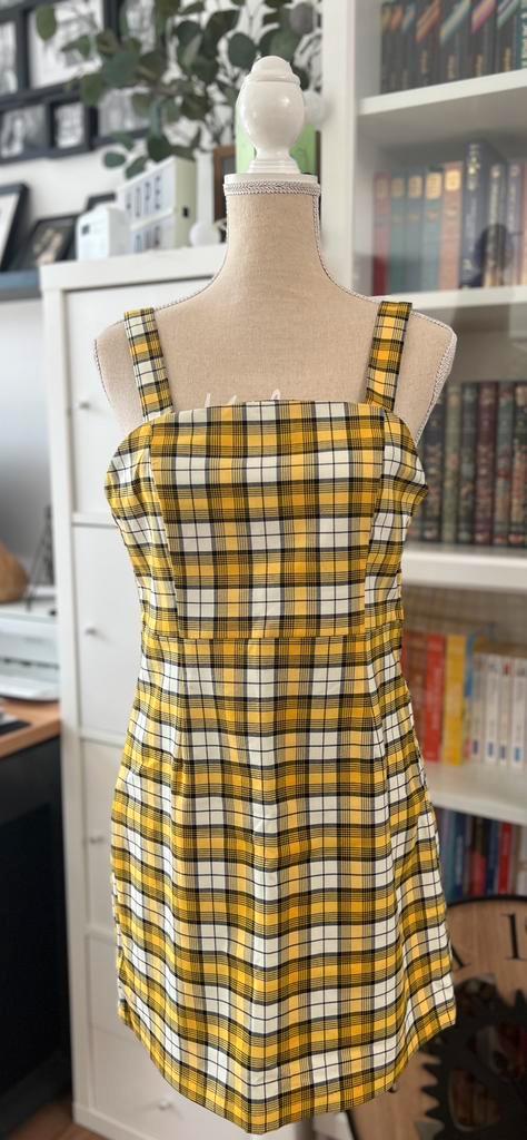 Robe carreaux H&M t.40 neuve, Vêtements | Femmes, Robes, Neuf, Taille 42/44 (L), Jaune, Au-dessus du genou