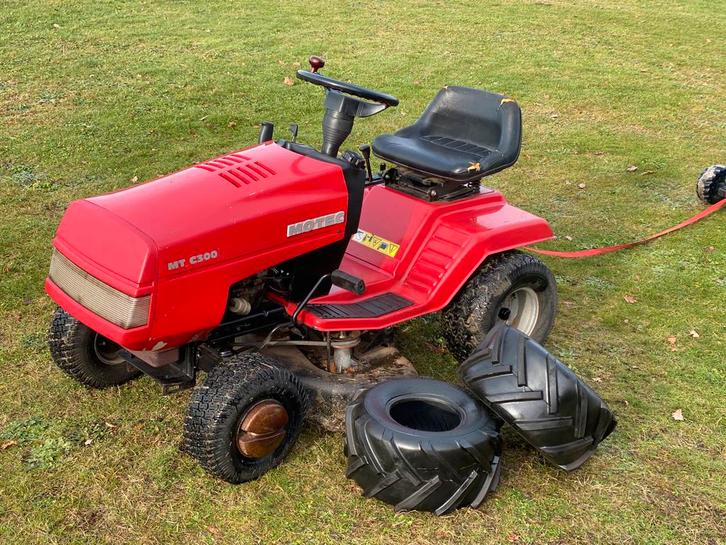 MOTEC MT C300 Zitmaaier tuintractor +2x extra grote banden, Tuin en Terras, Zitmaaiers, Zo goed als nieuw, 90 tot 120 cm, Opvangzak