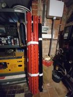 2 stevige stapelbedden metaal rood/zwart, Ophalen, Gebruikt, Eenpersoons, 160 tot 180 cm