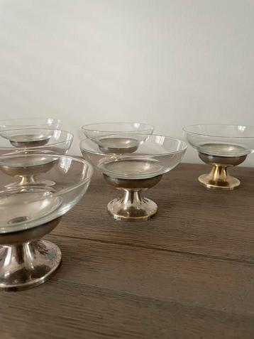 6 vintage ijscoupes in glas en zilver van Brevet beschikbaar voor biedingen