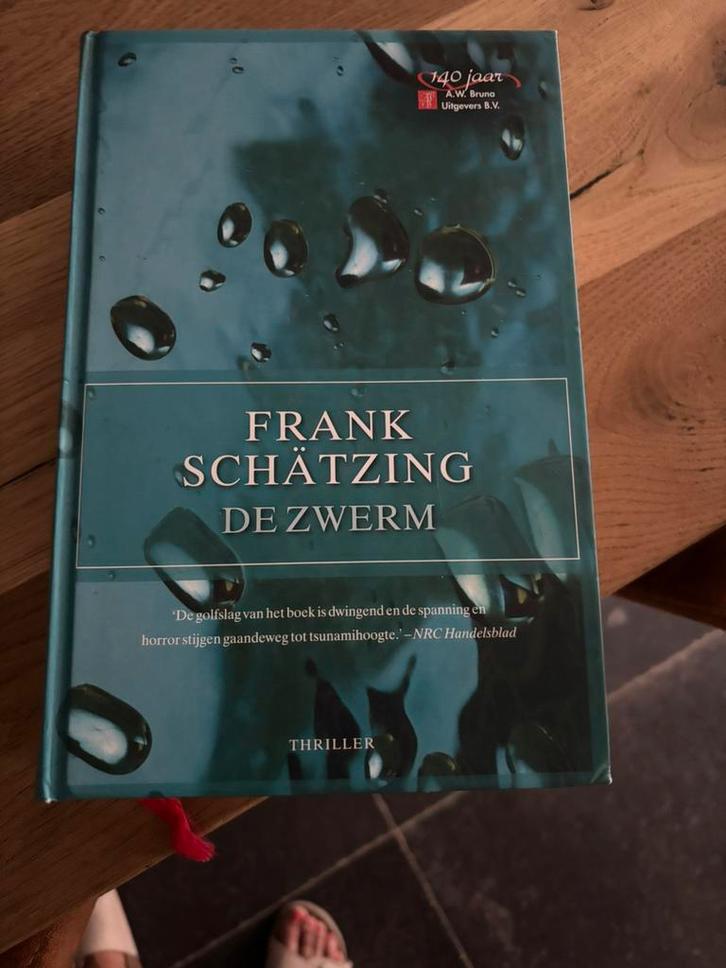 De zwerm, Boeken, Thrillers, Zo goed als nieuw, Ophalen