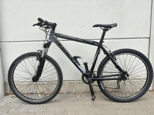 Mountainbike Ridlev, Fietsen en Brommers, Fietsen | Heren | Sportfietsen en Toerfietsen, Zo goed als nieuw, 26 inch, Vering, Ophalen