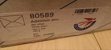 500x witte offset envelop beschikbaar voor biedingen