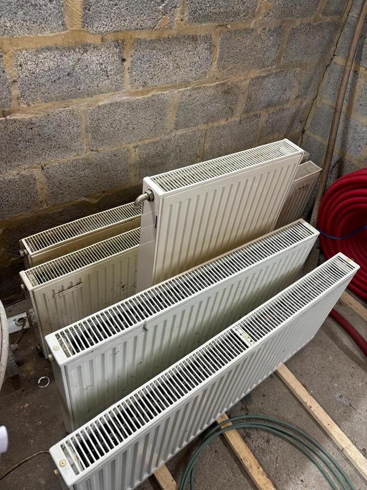 Radiator, Doe-het-zelf en Bouw, Verwarming en Radiatoren, Zo goed als nieuw, Radiator, Ophalen