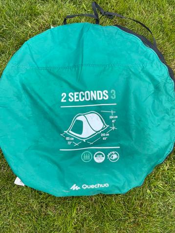 Quechua opgooi tent beschikbaar voor biedingen