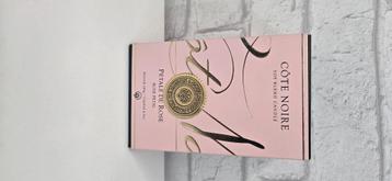 Bougie Côte Noire rose Pétale 185g