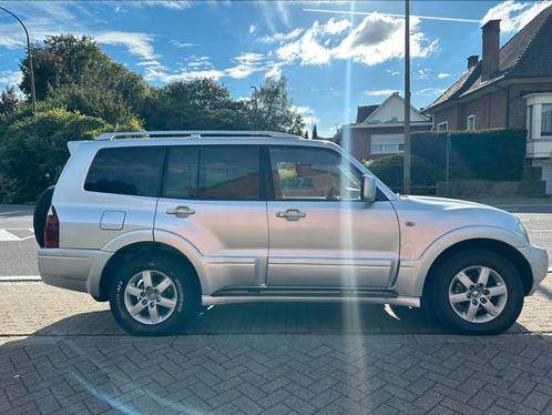 Mitsubishi Pajero 3.2 . 2005 380.000 km  3900 prix fixe, Autos, Mitsubishi, Particulier, Pajero, 4x4, ABS, Airbags, Air conditionné