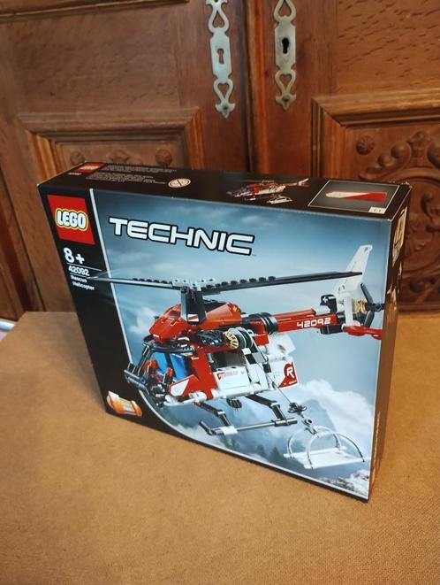 lego technic ; 42092 rescue helicopter 8+ geseald nieuwstaat, Kinderen en Baby's, Speelgoed | Duplo en Lego, Nieuw, Lego, Complete set