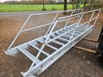 Gegalvaniseerde trap met leuningen, Ophalen, Zo goed als nieuw, Trap