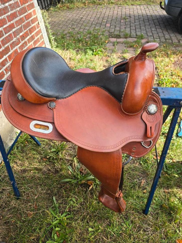 Meerdere western zadels, Dieren en Toebehoren, Paarden en Pony's | Zadels, Western, Ophalen of Verzenden