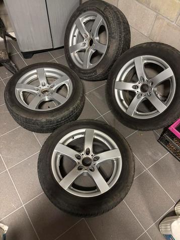 BMW Winterwielen 17 inch beschikbaar voor biedingen