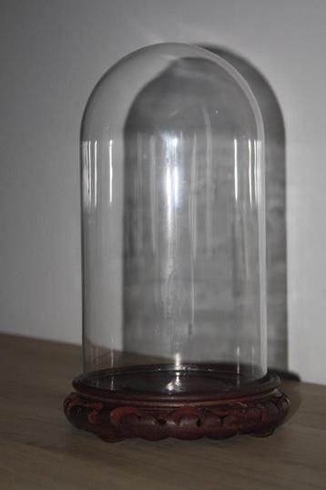 Glas stolp 26x13,5 cm (= binnenmaat)  houten sokkel