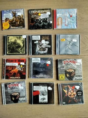 Metal CD's te koop beschikbaar voor biedingen