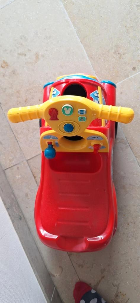 2 loopwagentjes, Kinderen en Baby's, Speelgoed | Buiten | Voertuigen en Loopfietsen, Gebruikt, Ophalen of Verzenden