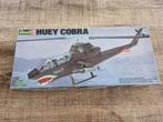 Revell Huey Cobra 1/32, Gebruikt, Ophalen of Verzenden, Groter dan 1:72, Revell