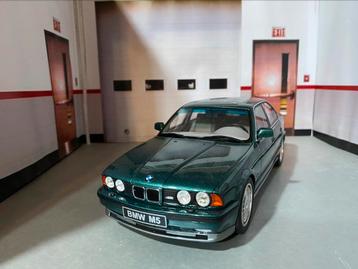 Bmw M5 E34 Cecotto ottomobile OT968 met OVP beschikbaar voor biedingen