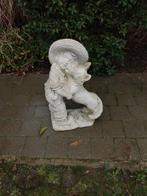 Tuinbeeld kindje met hond, Ophalen, Zo goed als nieuw
