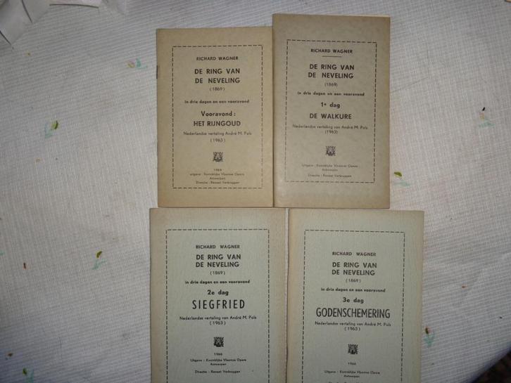 Richard Wagner  De ring van de neveling (4 boekjes), Boeken, Gedichten en Poëzie, Gelezen, Eén auteur, Ophalen of Verzenden