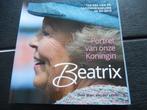 Boekje: Portret van onze koningin, Verzamelen, Koningshuis en Royalty, Ophalen, Zo goed als nieuw