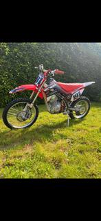 Honda crf125f 2022, Fietsen en Brommers, Ophalen, Honda, 125 cc, Zo goed als nieuw