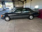 Mercedes 250 D , 172.000  ! echte ! Km , tweede eigenaar, Auto's, Mercedes-Benz, 2500 cc, Achterwielaandrijving, Zwart, Bedrijf