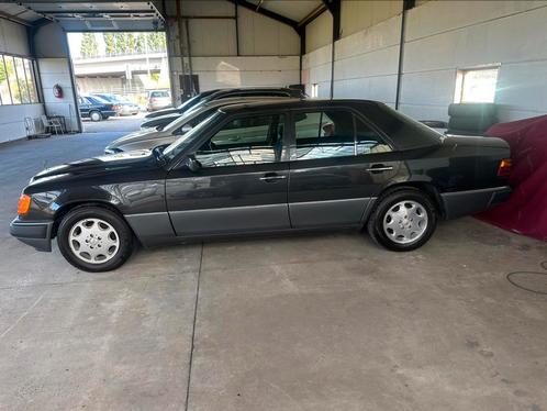 Mercedes 250 D , 172.000  ! echte ! Km , tweede eigenaar, Auto's, Mercedes-Benz, Bedrijf, Te koop, 200-Serie, ABS, Airconditioning