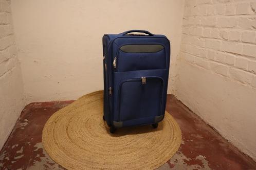 Reiskoffer 20 kg – stevig, lichtgewicht en met wieltjes, Handtassen en Accessoires, Koffers, Zo goed als nieuw, Wieltjes, Ophalen