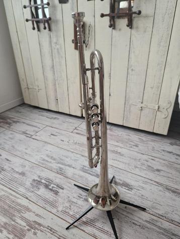 Couesnon trompet, Muziek en Instrumenten, Ophalen of Verzenden, Gebruikt, Met koffer