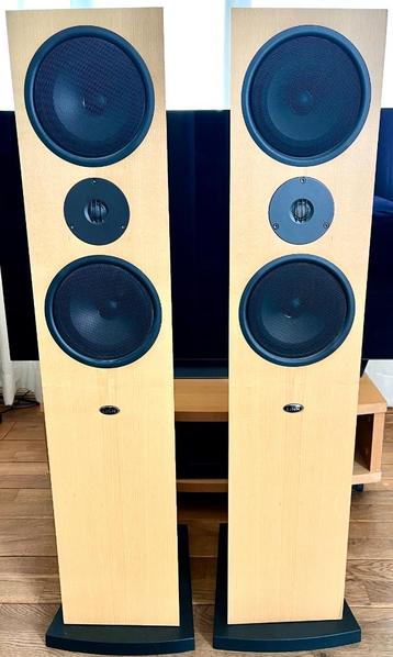 Linn Ninka luidspreakers, Maple. beschikbaar voor biedingen