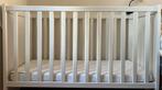 Baby bed IKEA SUNDVIK incl matras KRUMMELUR, Kinderen en Baby's, Babywiegjes en Ledikanten, Ophalen, Zo goed als nieuw