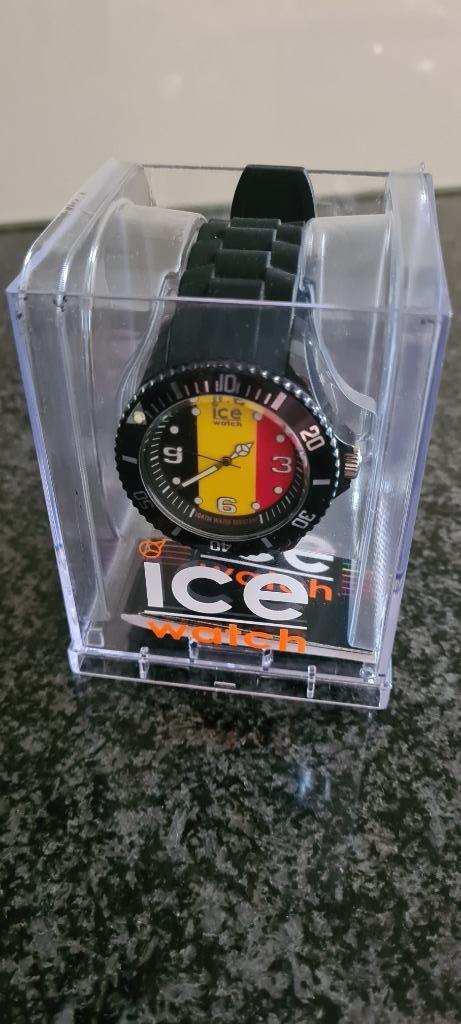 Regardez Ice Watch - Ice World Drapeau belge Like new Pass, Bijoux, Sacs & Beauté, Montres | Enfants, Comme neuf, Garçon ou Fille