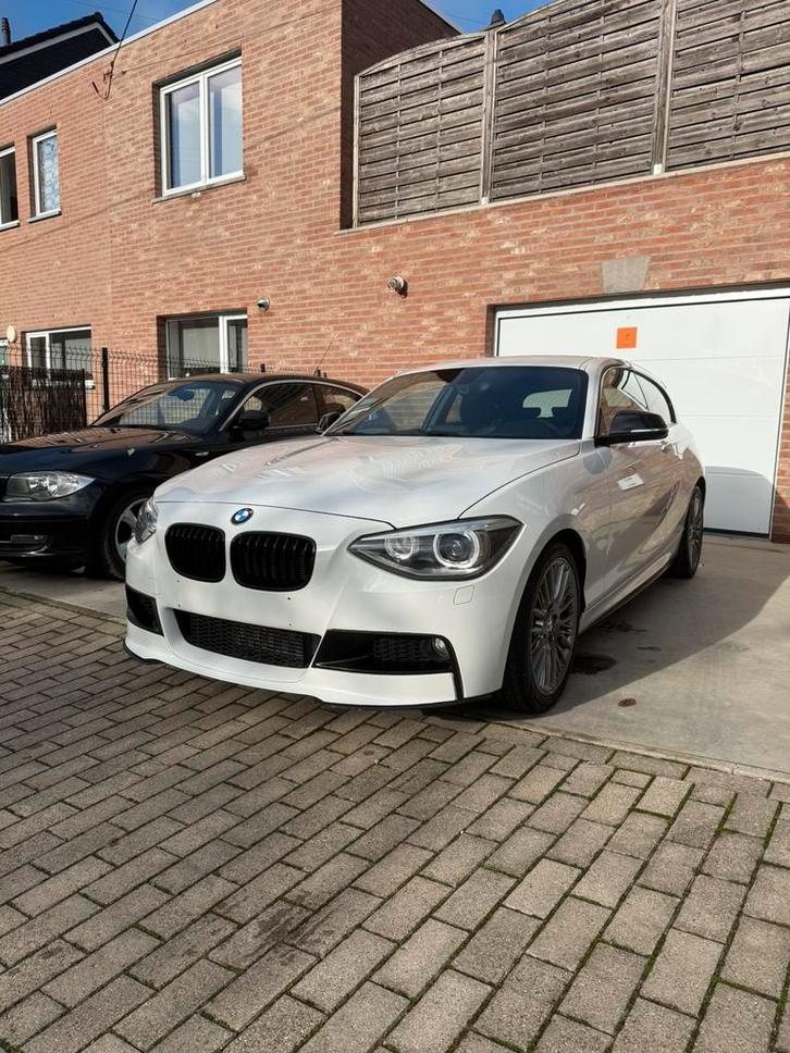 Bmw 118D M Performance, Auto's, BMW, Bedrijf, 1 Reeks, Diesel, Euro 5, Stadsauto, 3 deurs, Handgeschakeld, Wit, Zwart, Alcantara