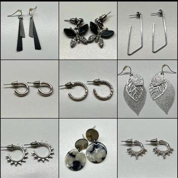 Verschillende accessoires (oorbellen, armbanden, horloge)