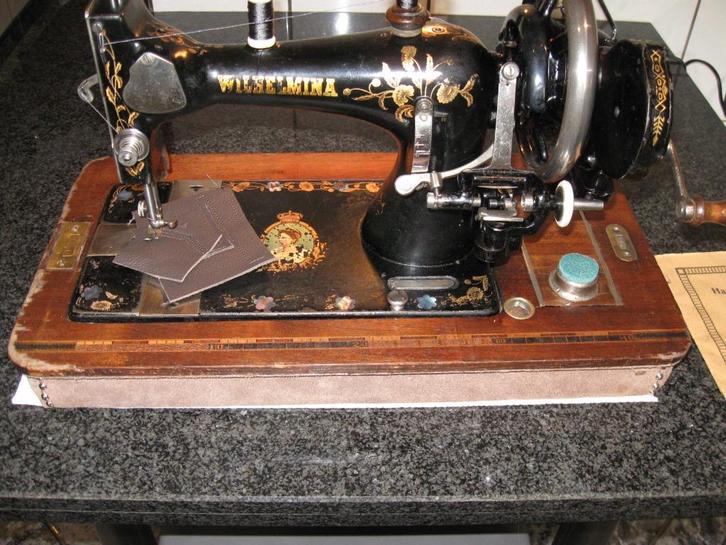 Naaimachine (leerstikker), Hobby en Vrije tijd, Naaimachines en Toebehoren, Gebruikt, Naaimachine, Ophalen