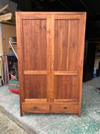 Armoire en bois massif — qualité — 220x135x60, Maison & Meubles, Comme neuf, Enlèvement, 120 à 170 cm, 40 à 80 cm