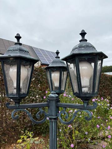 2 Buitenlantaarns staand Aluminium NIEUW in de doos beschikbaar voor biedingen
