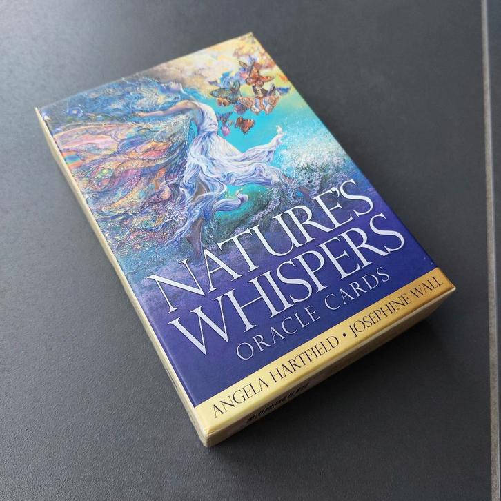 orakelkaarten nature's whispers blue angel Angela Hartfield, Boeken, Esoterie en Spiritualiteit, Zo goed als nieuw, Overige typen